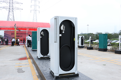致聯(lián)前海43車(chē)位快速充電站盛大揭幕，開(kāi)啟智慧充電運(yùn)營(yíng)新模式